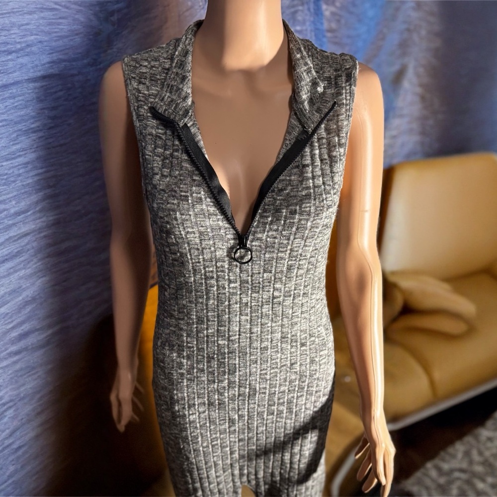 Wild Fable by Target Sleeveless Zip-Front Midi/Maxi Dress – Size M